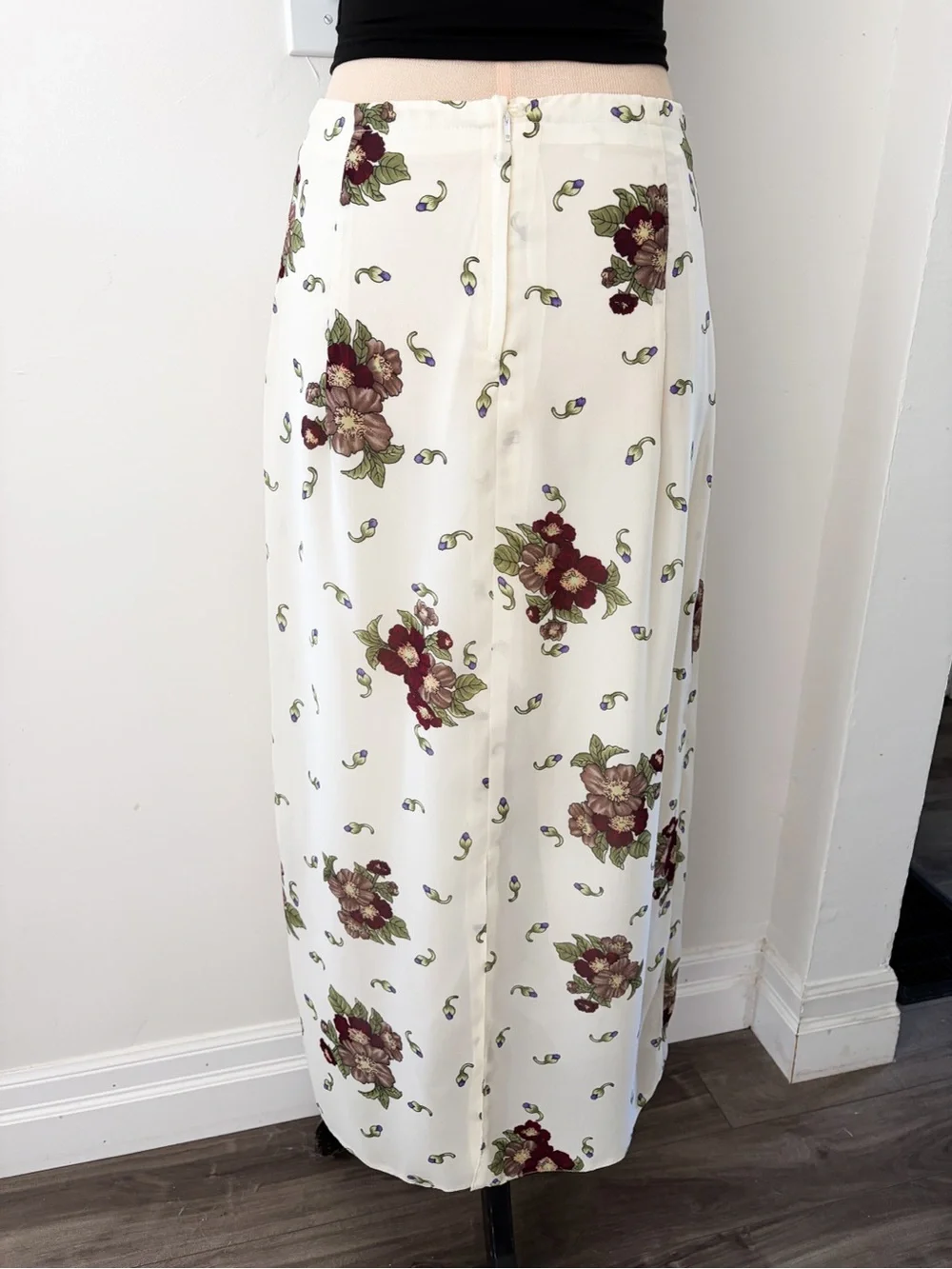 Vintage AGMIR Ivory Floral Maxi Skirt - Handcrafted in Poland - Size M (EU 40) - Picture 9 of 9